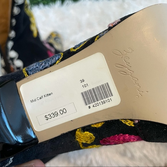 NWT Zeyzani Velvet Hand Embroidered Mid Calf Boots Size 9 - Picture 9 of 10